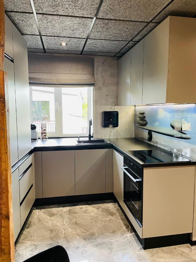 Lägenhet Brivibas - Stones, Free Privat Parking, Free Wifi, Self Check-in Riga