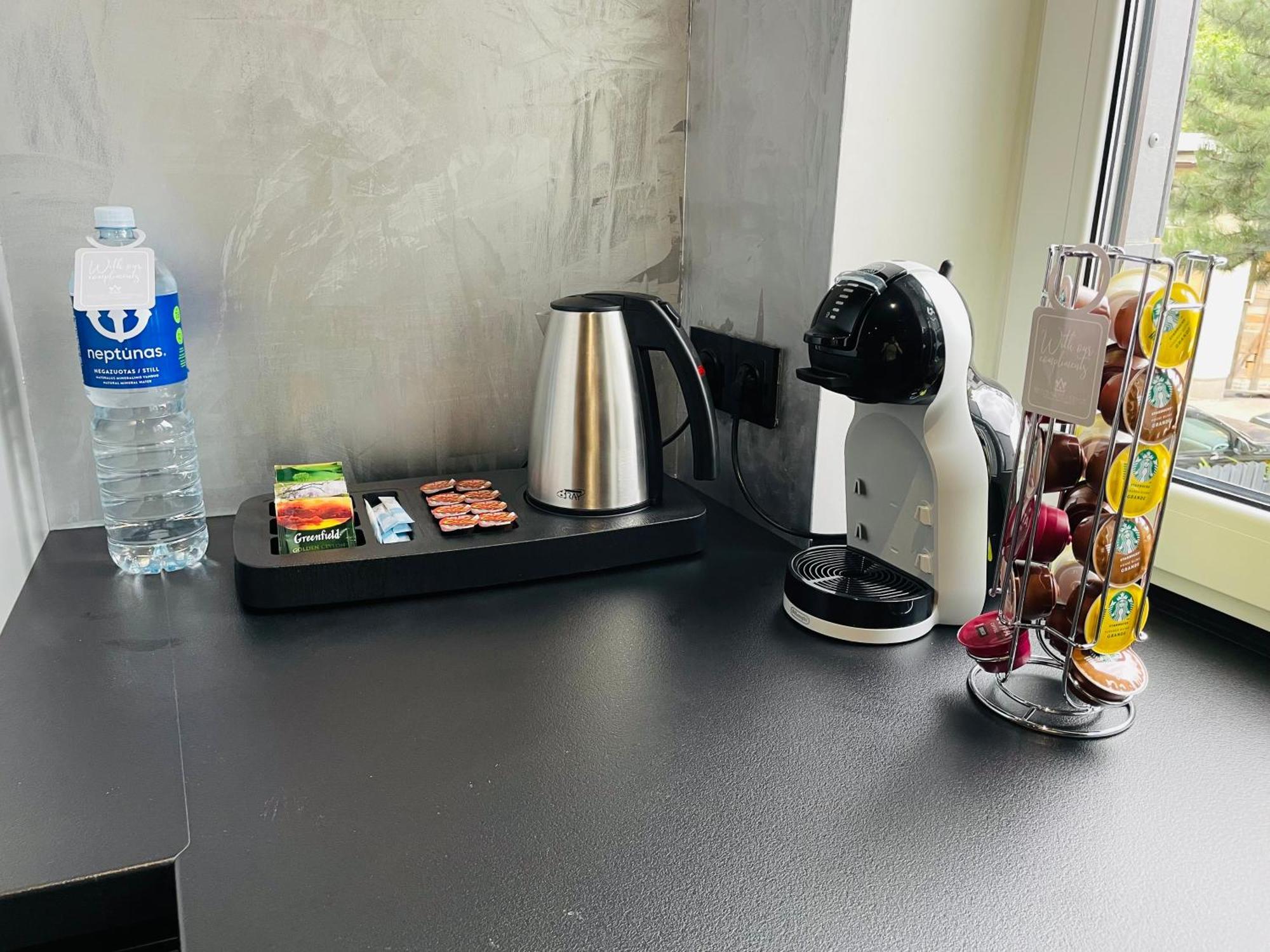 Brivibas - Stones, Free Privat Parking, Free Wifi, Self Check-in Lägenhet *