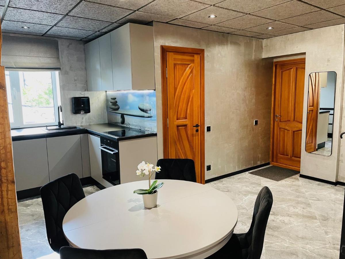 Brivibas - Stones, Free Privat Parking, Free Wifi, Self Check-in Appartement Riga
